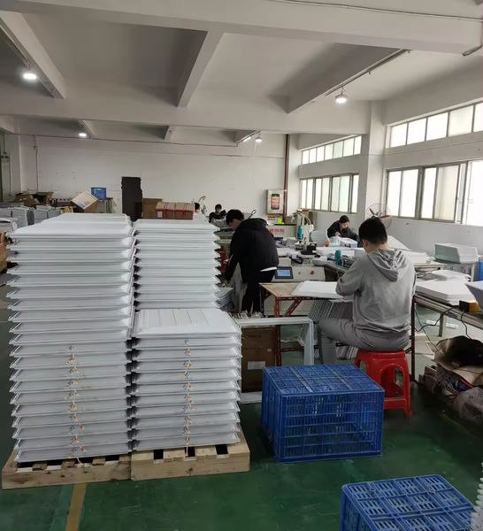 Zhongshan Moreneng Lighting & Electrical Co. , Ltd.